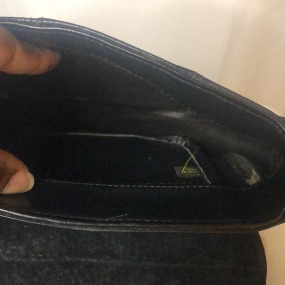 Black leather crossbody. Made in India. - Picture 12 of 13